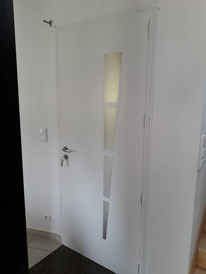 INT