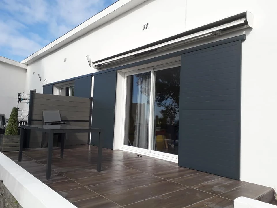 Volets coulissants ALU - Ral 7016